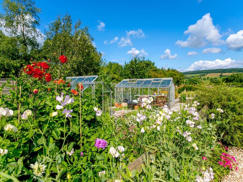 Garden and grounds | Home Farm Cottages, Winscombe