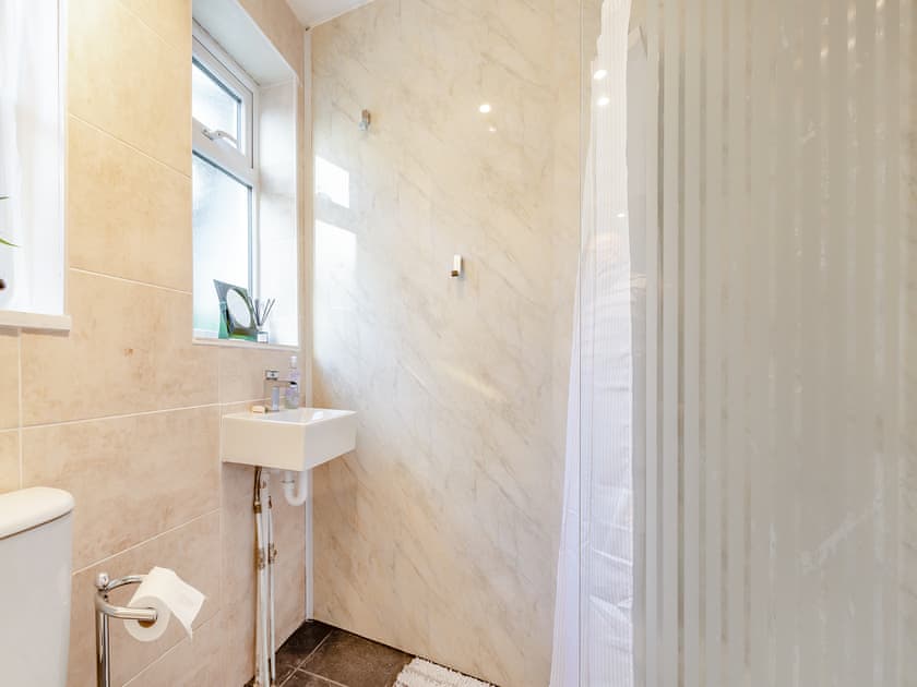 Shower room | Harvey Cottage, Colyton, near Lyme Regis