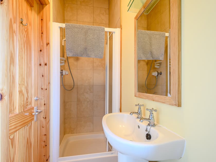 Bathroom | Ard Cuan, Torbeg, Arran