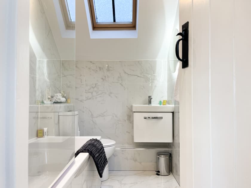 Bathroom | St Ebba’s Peep, Beadnell