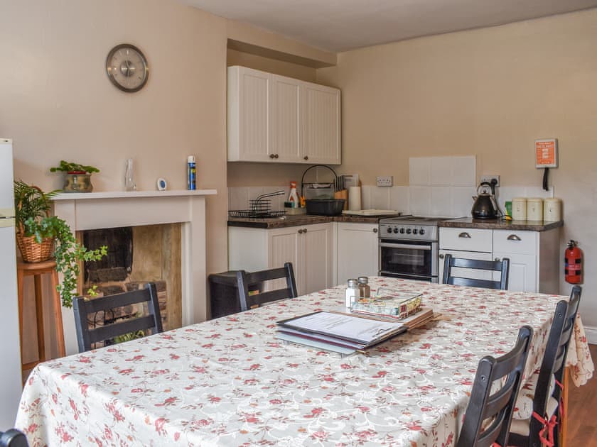 Kitchen/diner | Wards Court 2 - Wards Court House, Frampton on Severn