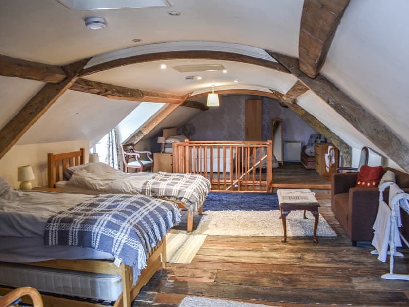 Bedroom | Wards Court 2 - Wards Court House, Frampton on Severn