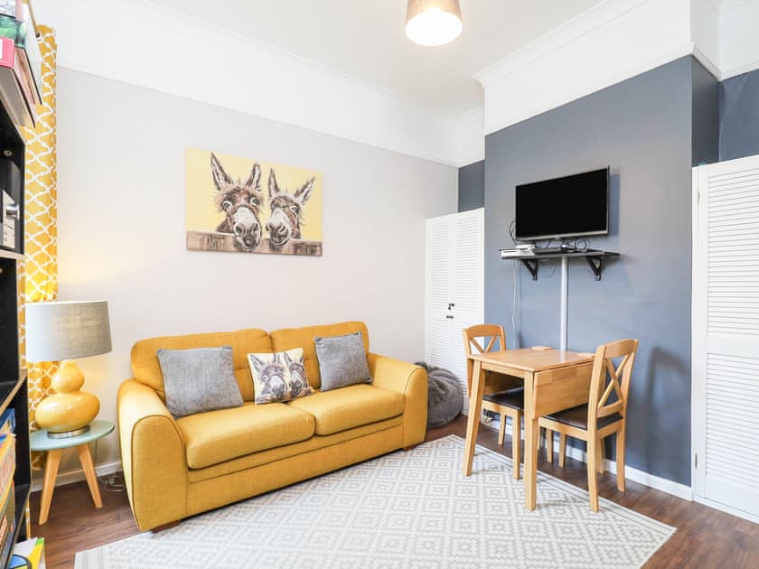 Snug | Kenmare Cottage, Shanklin