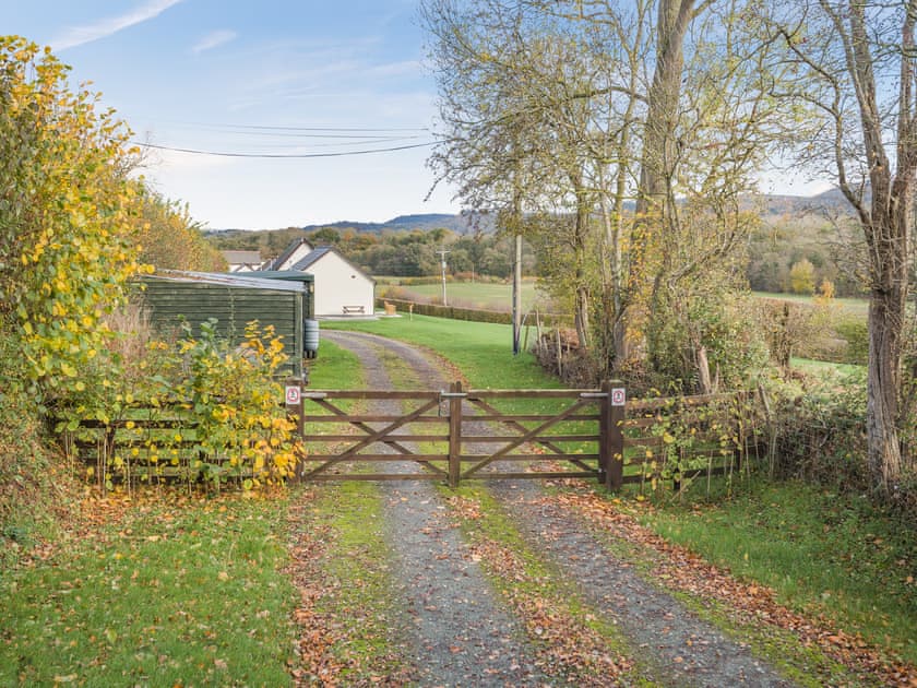 Setting | Beacons Cottage, Brecon, Near Hay-on-Wye