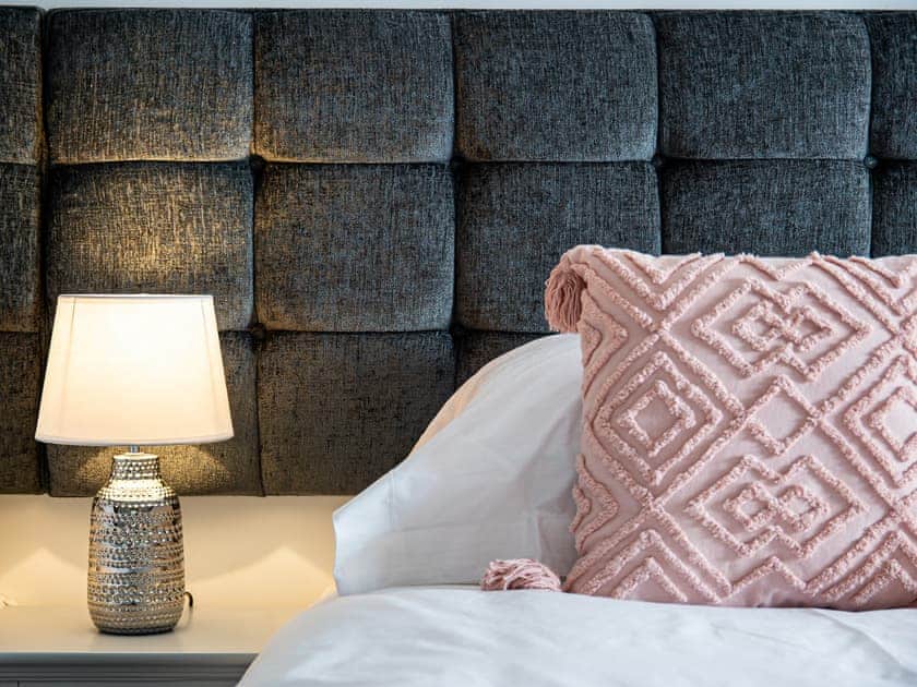 Bedroom | Willis Barn - Willis House and Willis Barn, Iron Acton