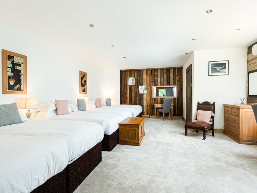 Bedroom | Willis Barn - Willis House and Willis Barn, Iron Acton