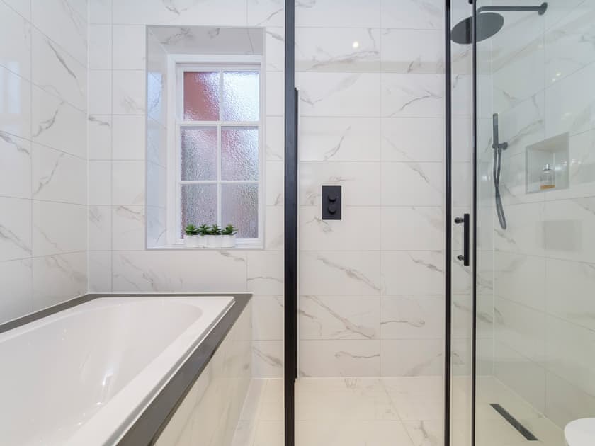 En-suite | The Presidential Suite, York