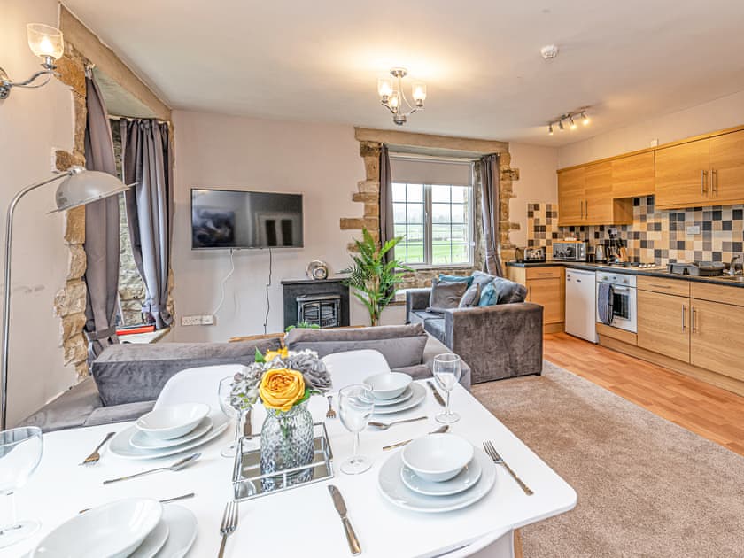 Dining Area | Attermire - Residential Estates Holidays, Settle