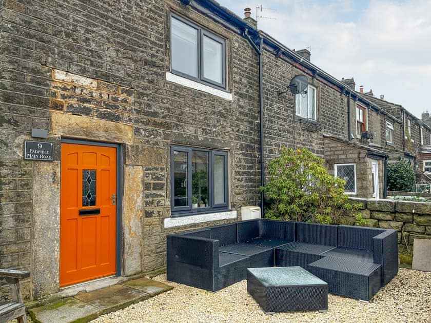 Exterior | Padfield House, Glossop