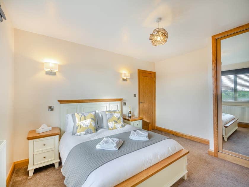 Double bedroom | Branwen - Bryn Awel Caravan Park, Pentraeth
