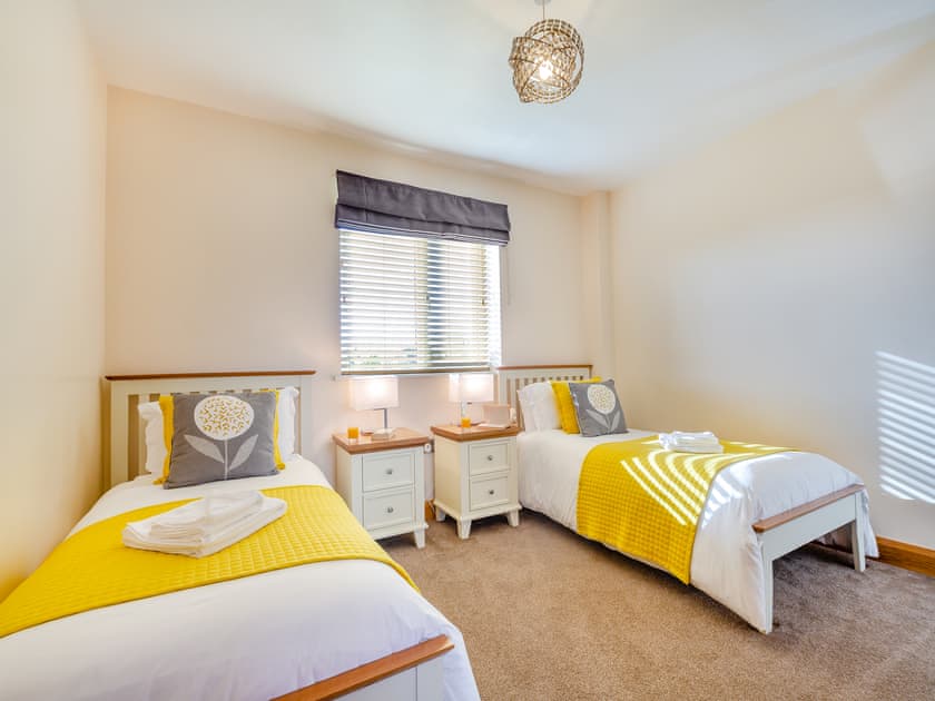 Twin bedroom | Branwen - Bryn Awel Caravan Park, Pentraeth