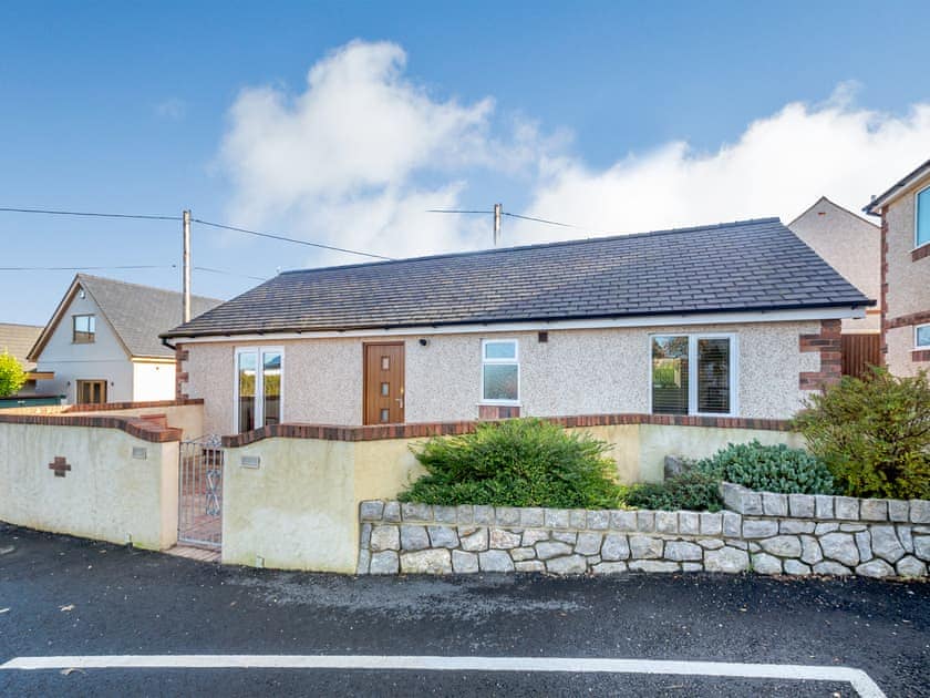 Exterior | Pwyll Cottage - Bryn Awel Caravan Park, Pentraeth