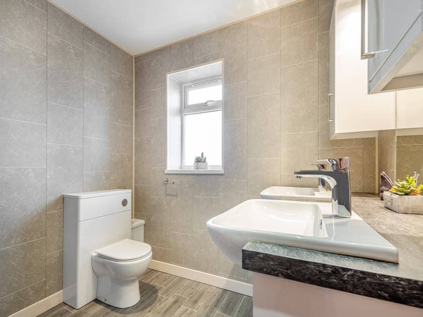 Shower room | Manawydan Cottage - Bryn Awel Caravan Park, Pentraeth