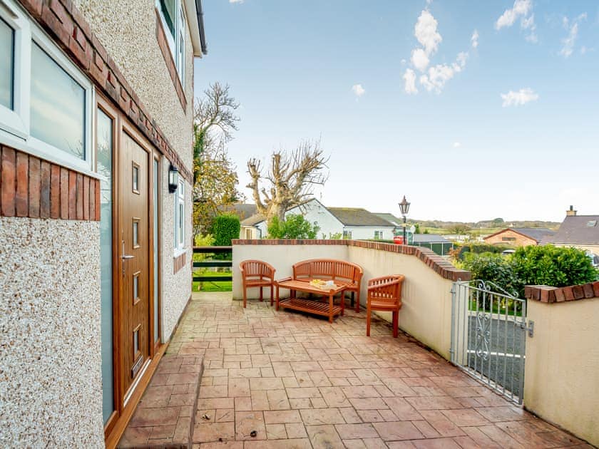 Outdoor area | Math Cottage - Bryn Awel Caravan Park, Pentraeth