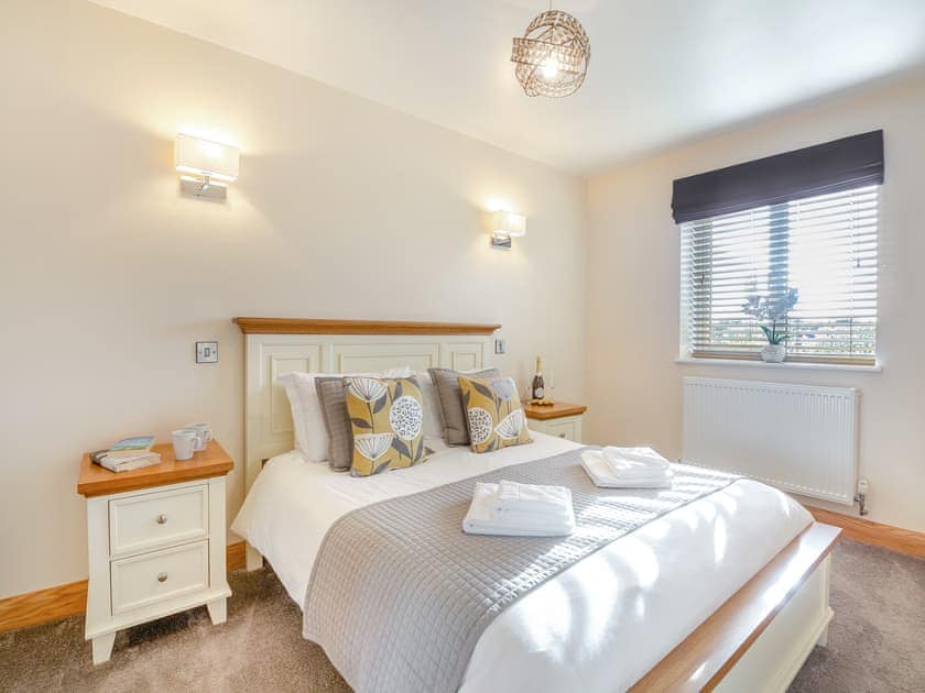 Double bedroom | Math Cottage - Bryn Awel Caravan Park, Pentraeth