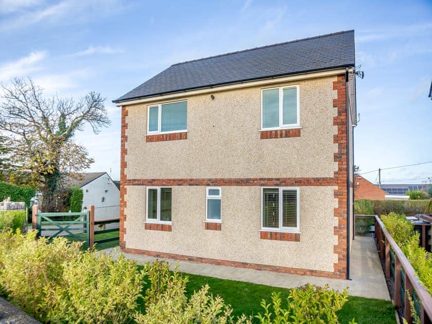 Exterior | Math Cottage - Bryn Awel Caravan Park, Pentraeth