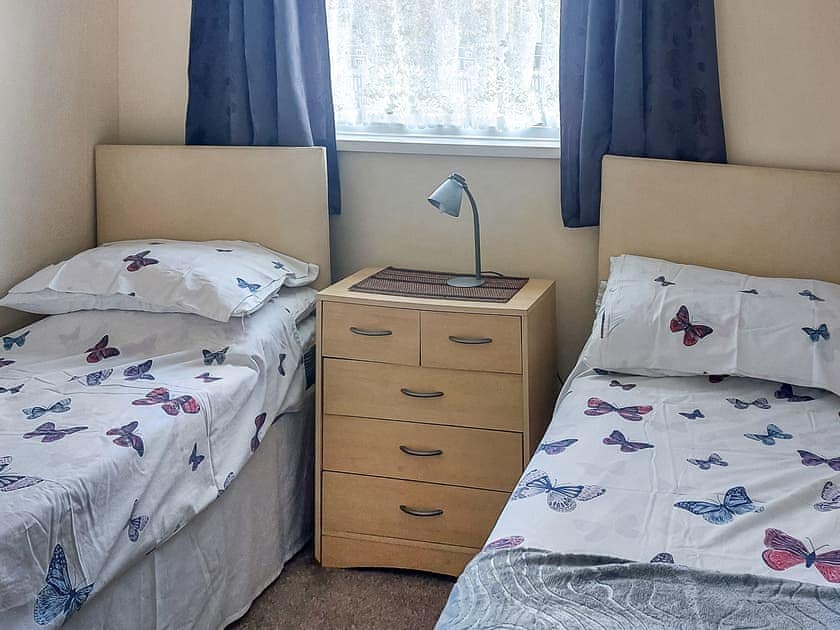 Twin bedroom | Seanicview Villa, Looe