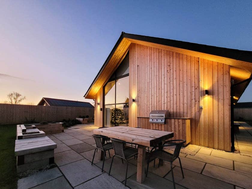 Patio | Mallard Cottage - Ashlin Farm Barns, Dunholme, near Lincoln