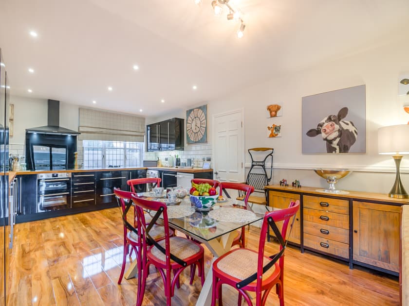 Kitchen/diner | Cromwell House - Winforton Retreats, Winforton, near Hay-on-Wye