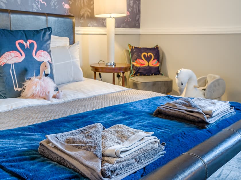 Double bedroom | Cromwell House - Winforton Retreats, Winforton, near Hay-on-Wye