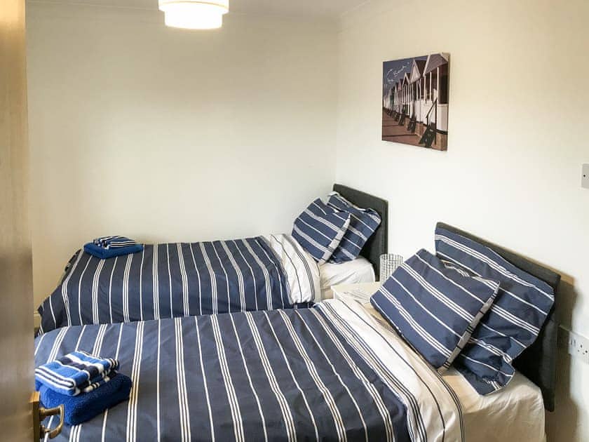 Twin bedroom | Dawson Beach House, Seahouses