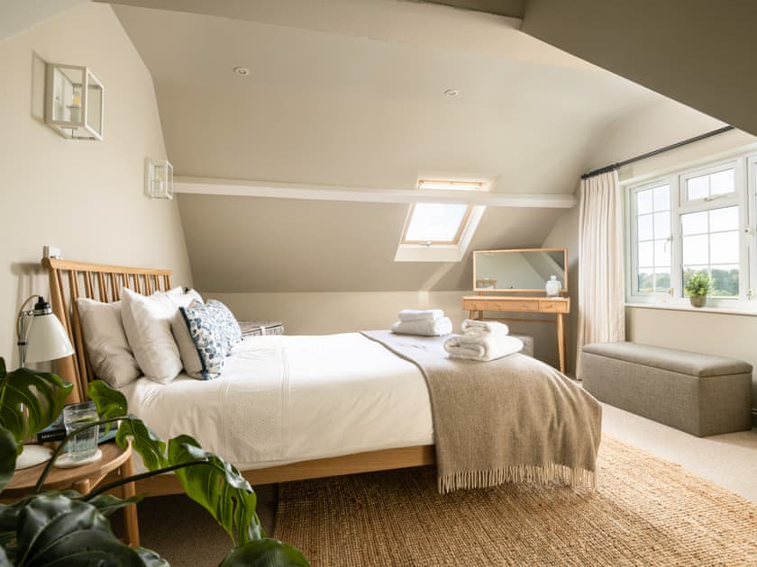 Double bedroom | Danehurst Cottage, Tiptoe, near Lymington