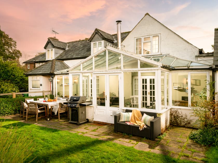 Exterior | Danehurst Cottage, Tiptoe, near Lymington