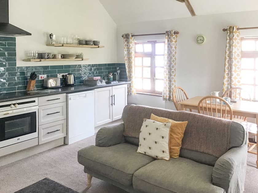 Open plan living space | Honeysuckle Cottage - Great Trevillian Farm Barns, Warbstow, near Crackington Haven