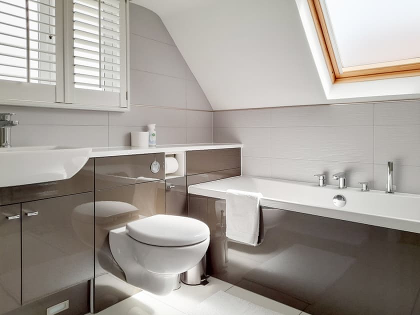 Bathroom | Gorsehill House, Poole