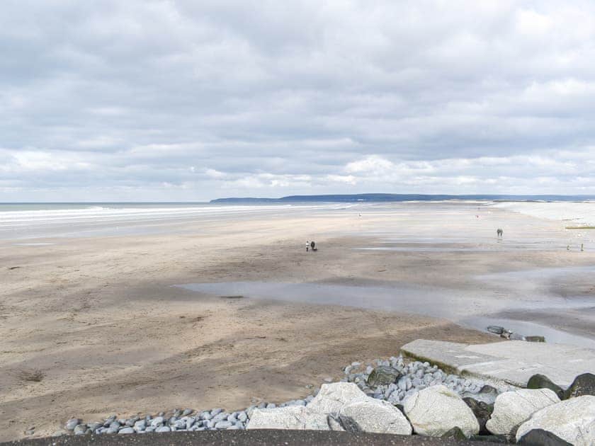 Surrounding area | Squirrels Nest, Littleham, near Bideford