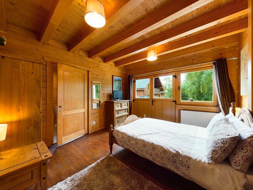 Double bedroom | Alpine Lodge, Pentney