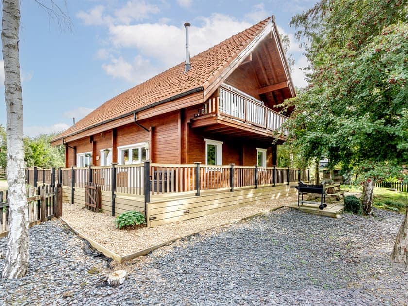 Exterior | Alpine Lodge, Pentney
