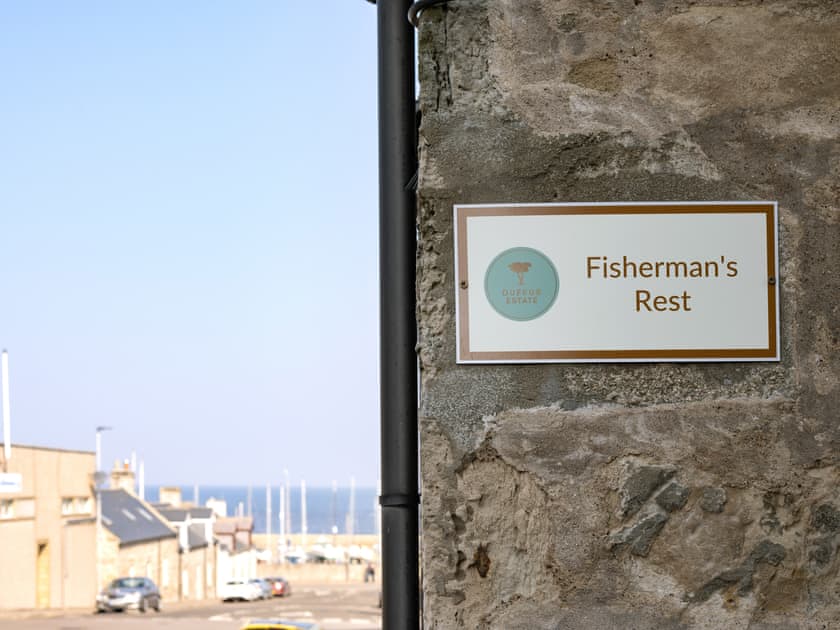 Setting | Fisherman’s Rest, Duffus, near Elgin