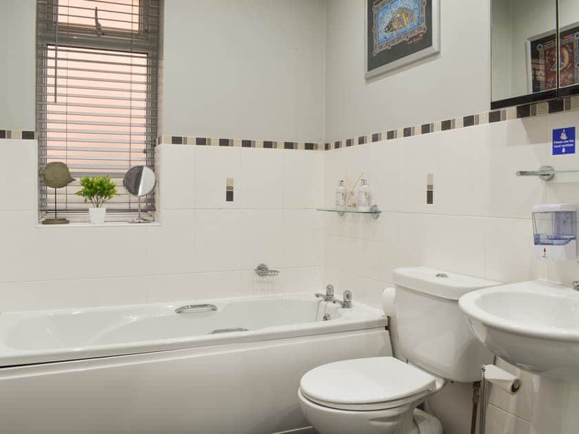 Bathroom | Redcot Holiday Bungalow, Allostock, near Knutsford