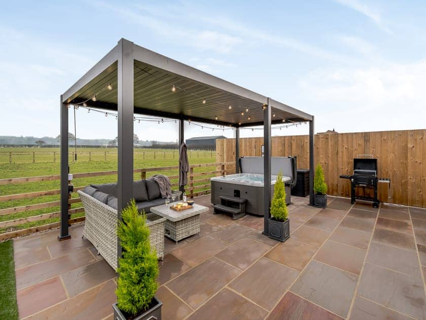 Outdoor area | The Workshop - Ryehills Farm, Pickering