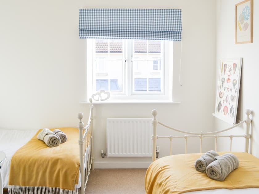 Twin bedroom | Good Tides, Beadnell