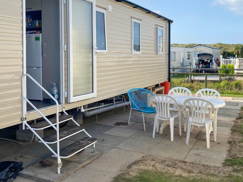 Exterior | Watton’s - 31 Hawk - Wattons, Morfa Bychan