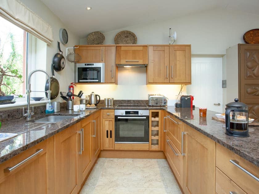 Kitchen area | The Studio at Granny’s Well, Mixtow, near Fowey