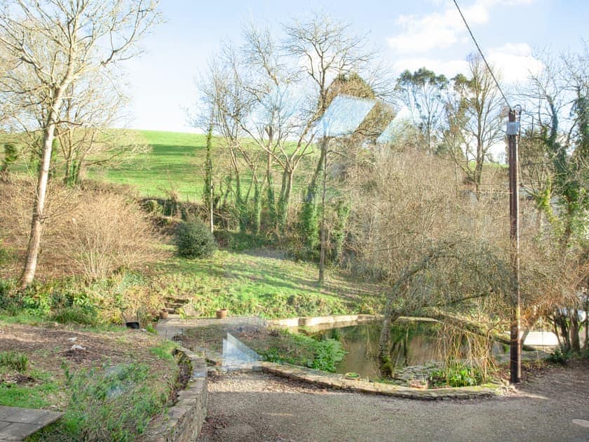 Garden and grounds | The Studio at Granny’s Well, Mixtow, near Fowey