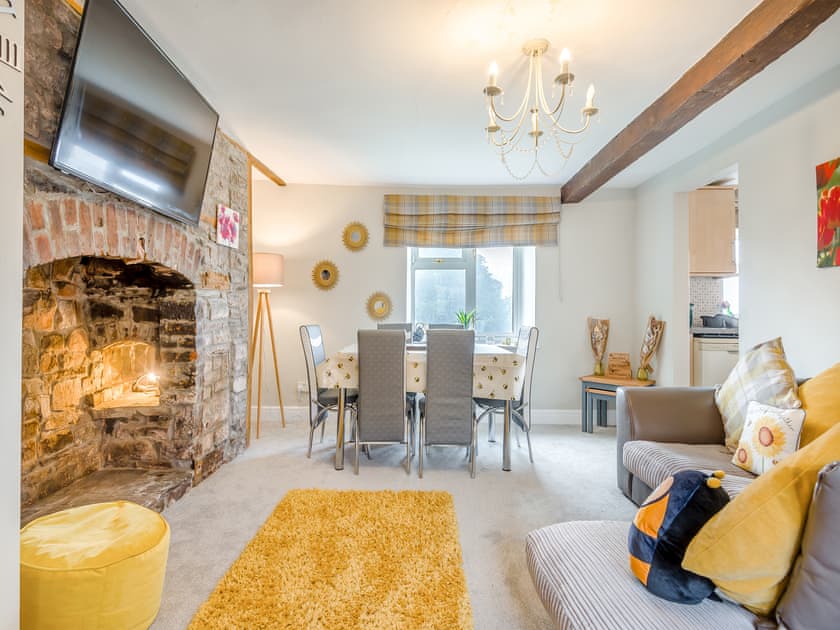 Living room/dining room | Yew Tree Cottage, Defynnog