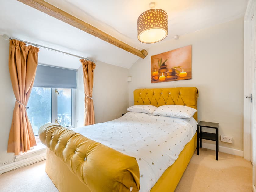 Double bedroom | Yew Tree Cottage, Defynnog