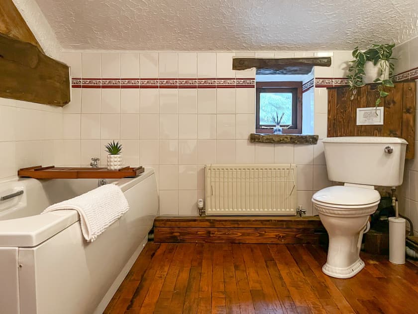 Bathroom | Broadcarr Barn, Kettleshulme