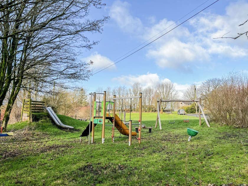 Surrounding area | Butterfield Cottage, Tideswell, near Buxton