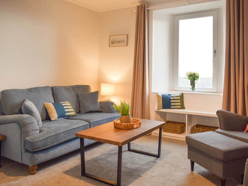 Living room | Cromwell Cottage, Burntisland