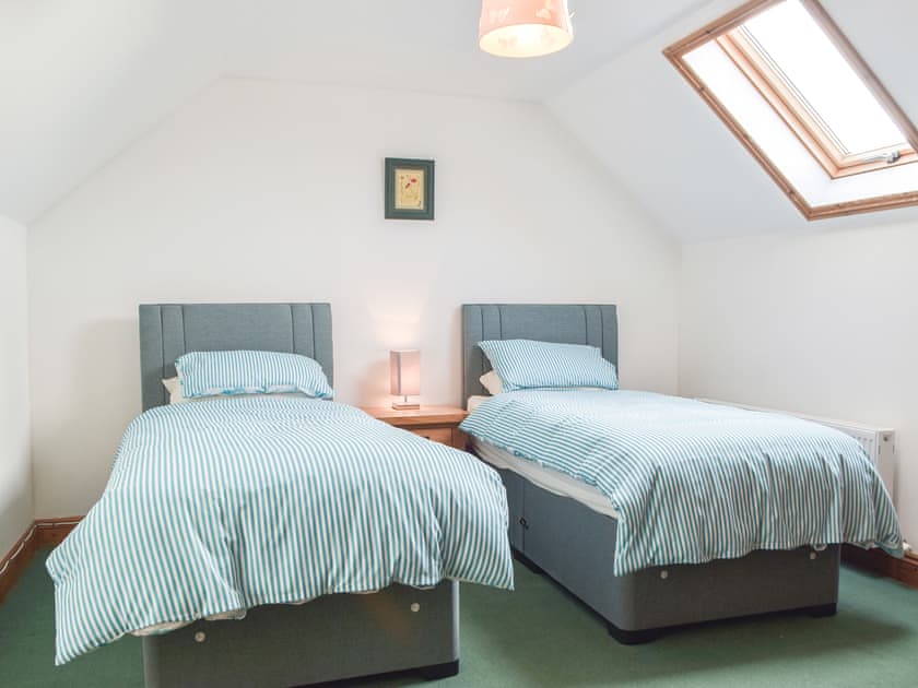 Twin bedroom | Ty Twt, Clynderwen