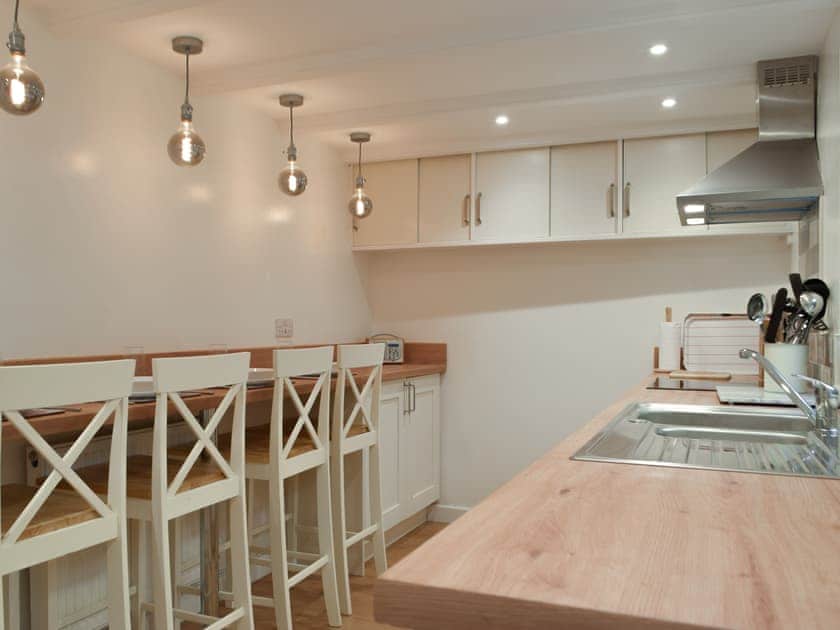 Kitchen/diner | Snowdrop Cottage, Fishguard