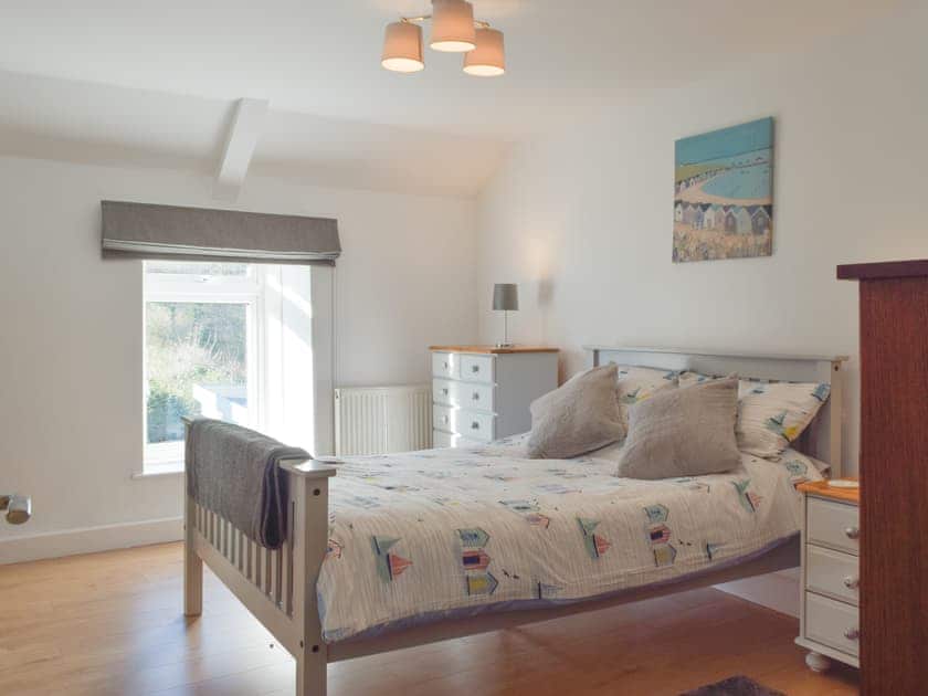 Double bedroom | Snowdrop Cottage, Fishguard