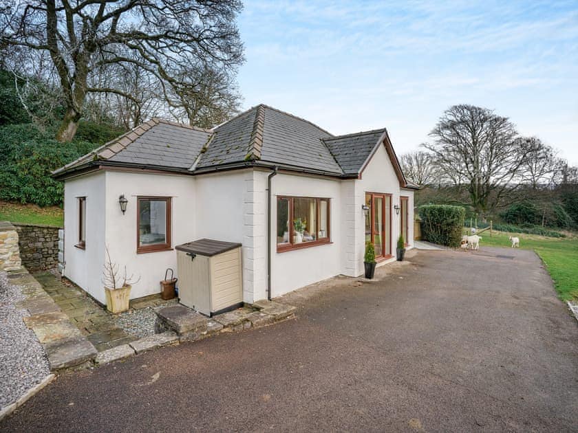 Exterior | Bay Cottage, Coytrahen, near Bridgend