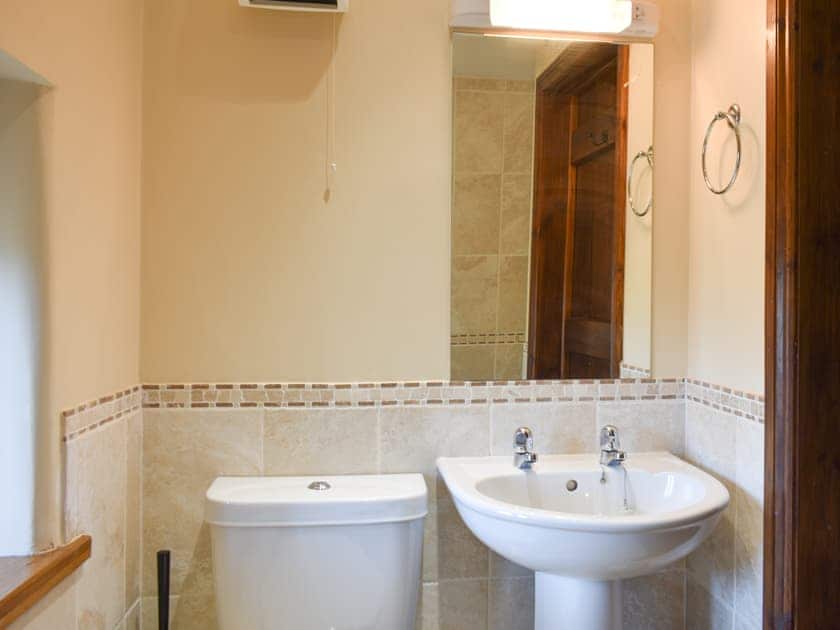 Bathroom | Oaktree Cottage - Brockholes Farm, Near Tebay