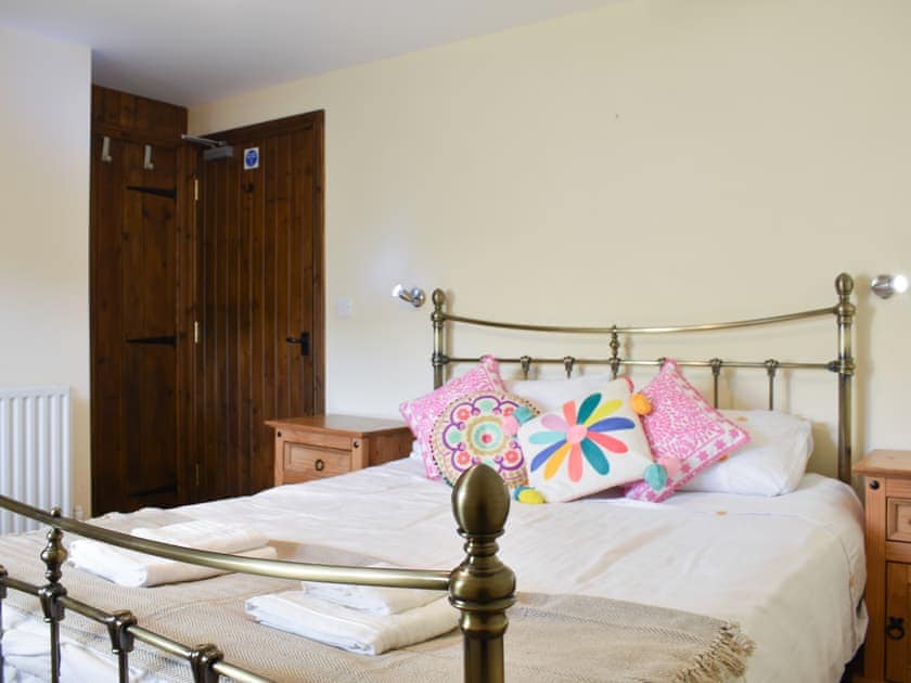 Double bedroom | Coombe Cottage - Brockholes Farm, Near Tebay